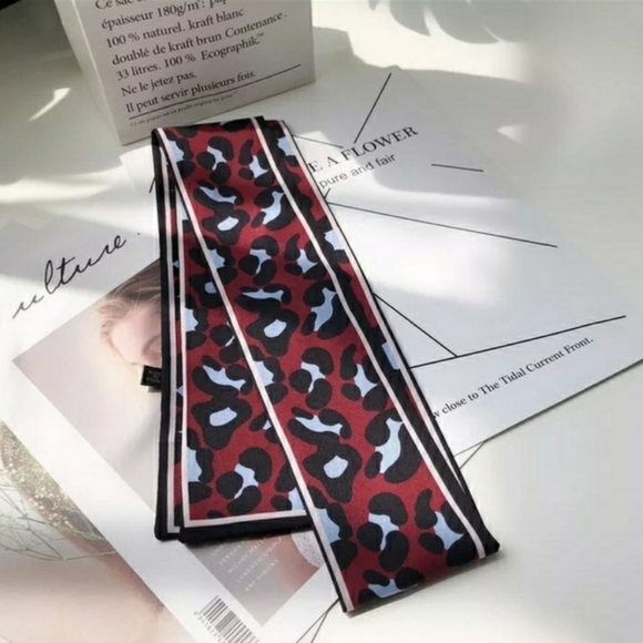 New Red Leopard print Silk Skinny Scarf Twilly - Picture 1 of 8
